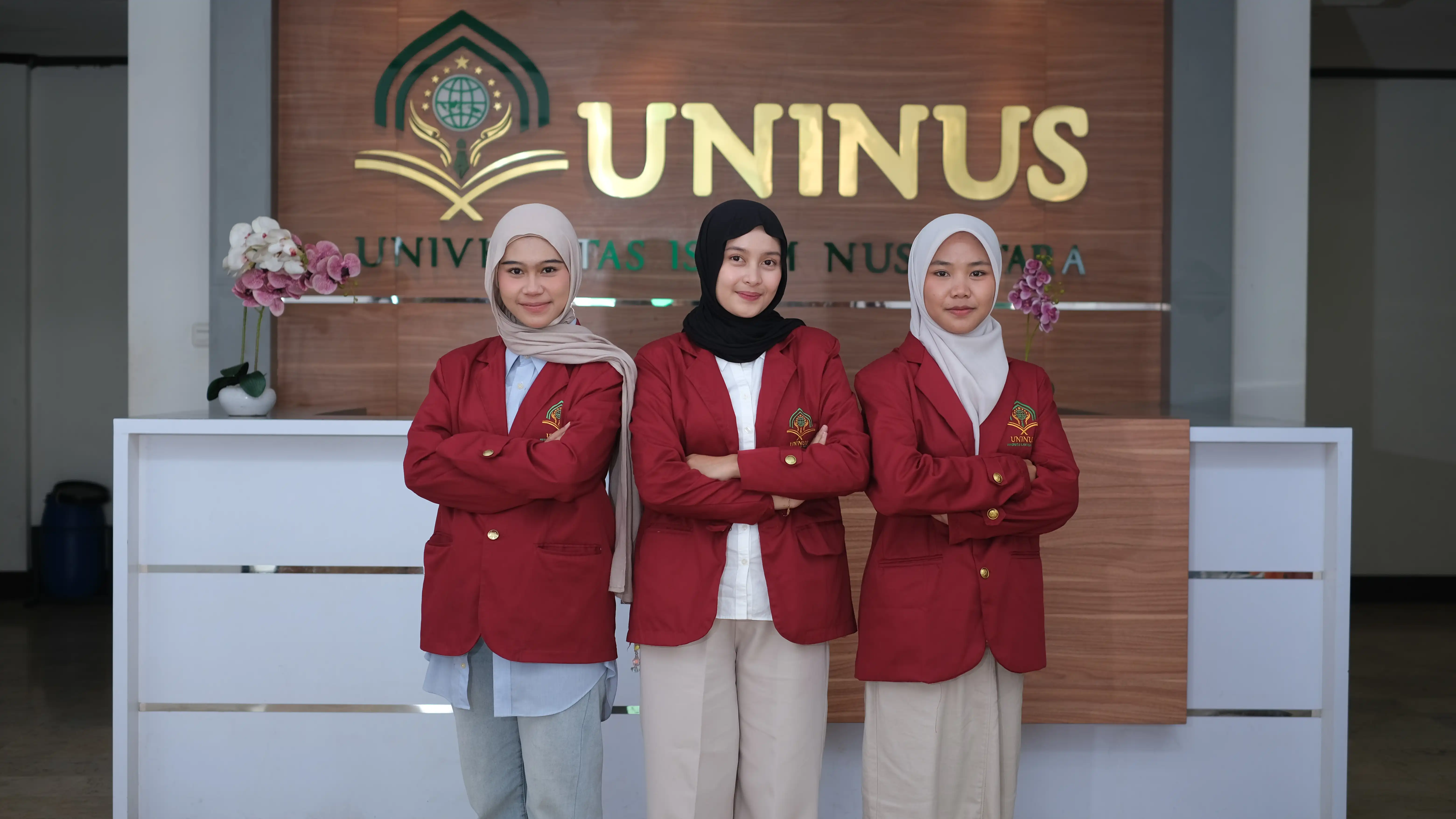 Mahasiswa Belajar Bersama